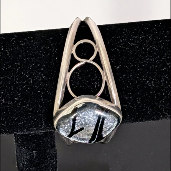 Large ART DECO Silver & Black Figure 8 Sterling Silver Dichroic Glass Bracelet - Picture 4 of 6